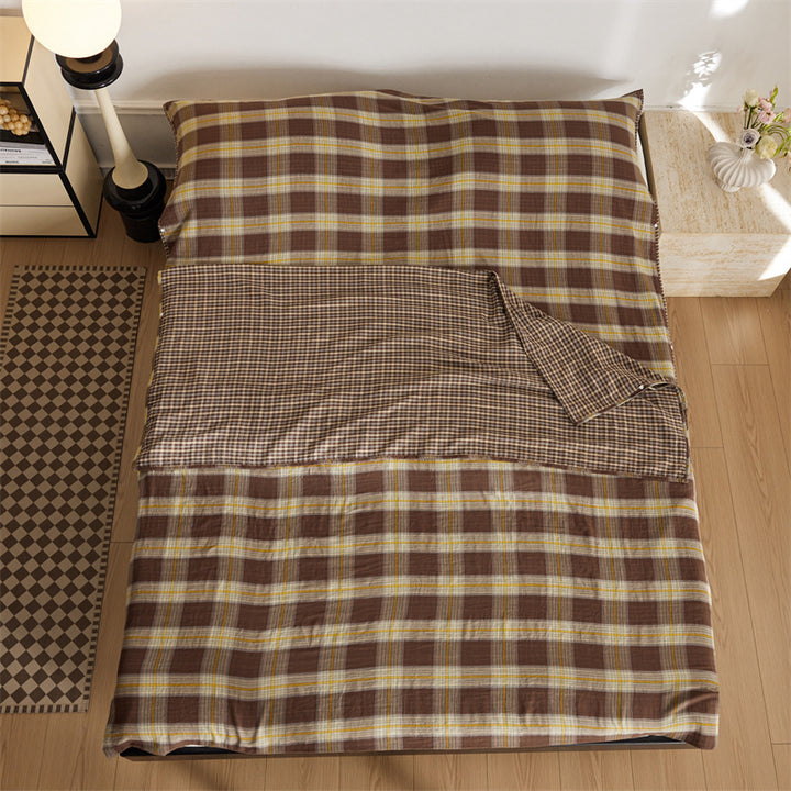 Reversible duvet cover set made of cotton-linen blend with fine check pattern