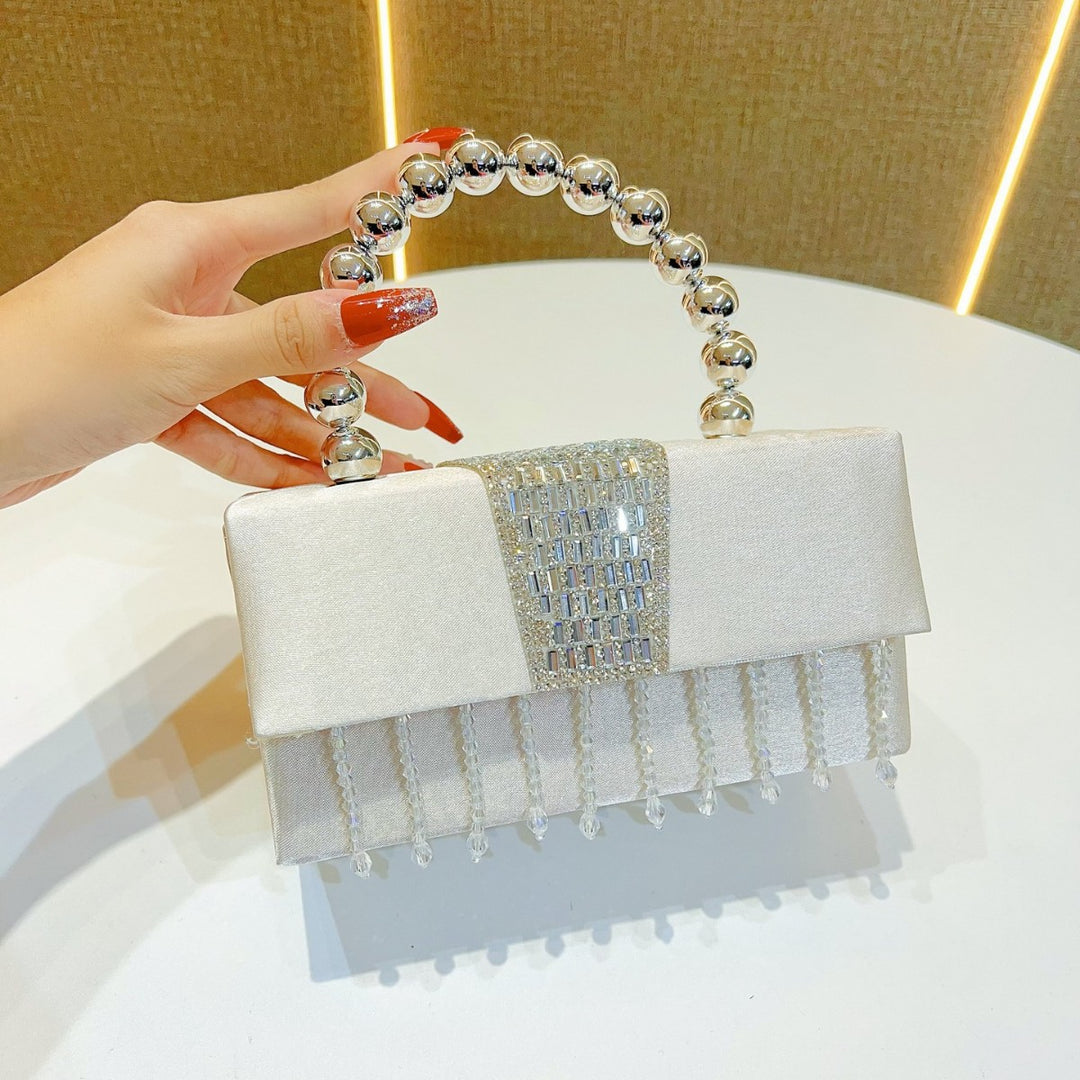 Vintage-Inspired Beaded Evening Handbag