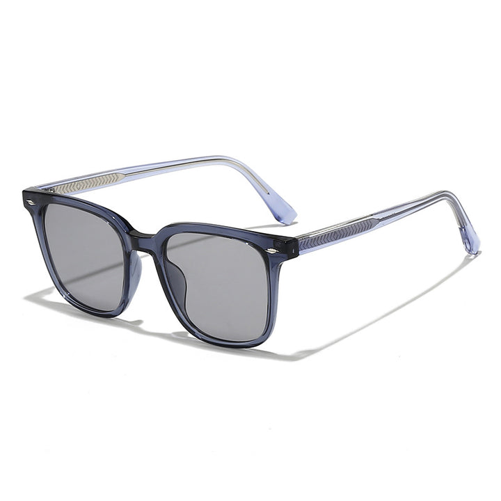 Women stylish sunglasses in elegant tortoise shell design Kalsten