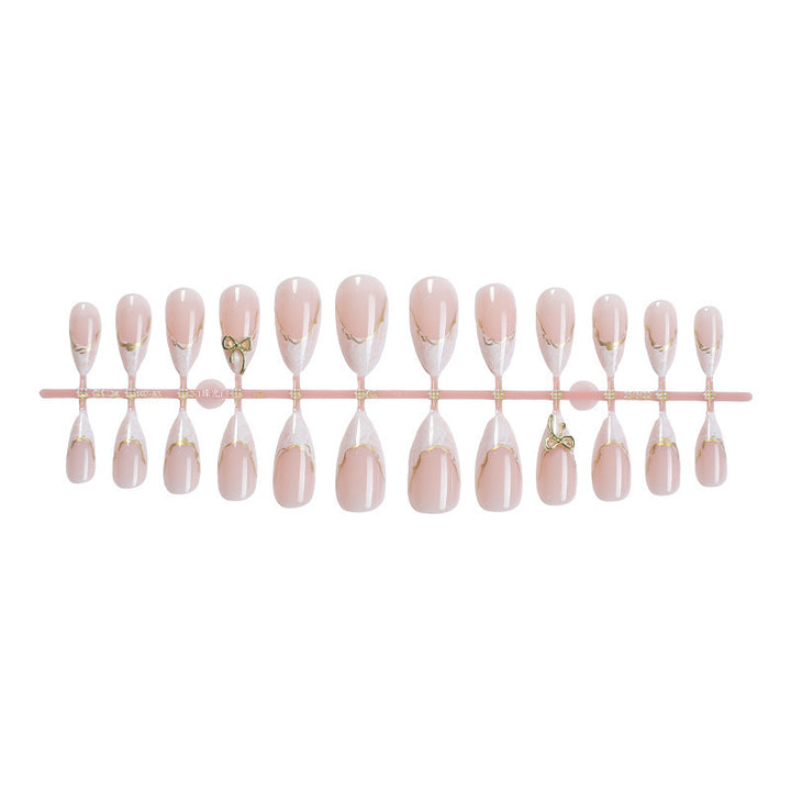 Artificial nail set with elegant gold accents Kalsten