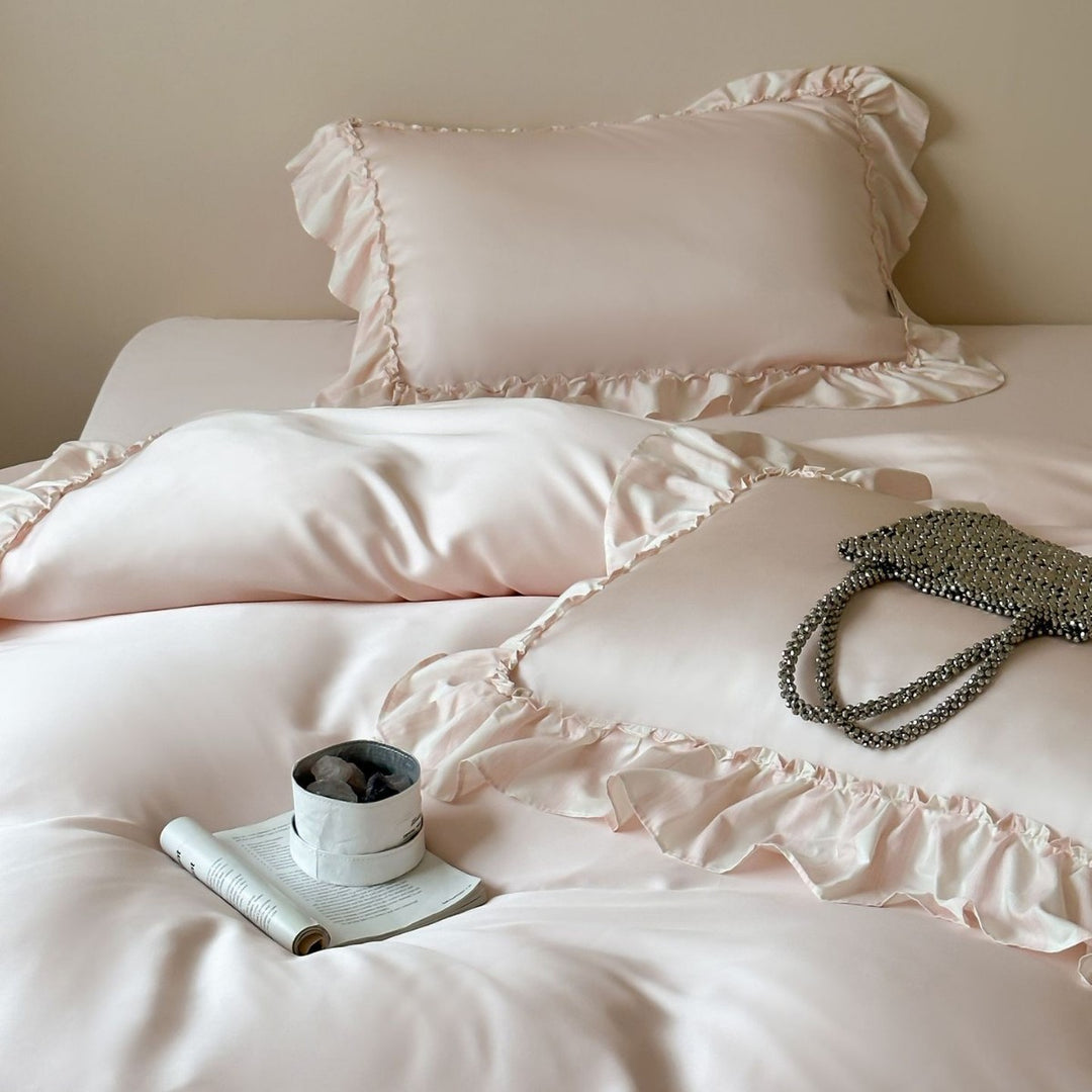 Satin-Duvet cover set with frill and silky gloss finish