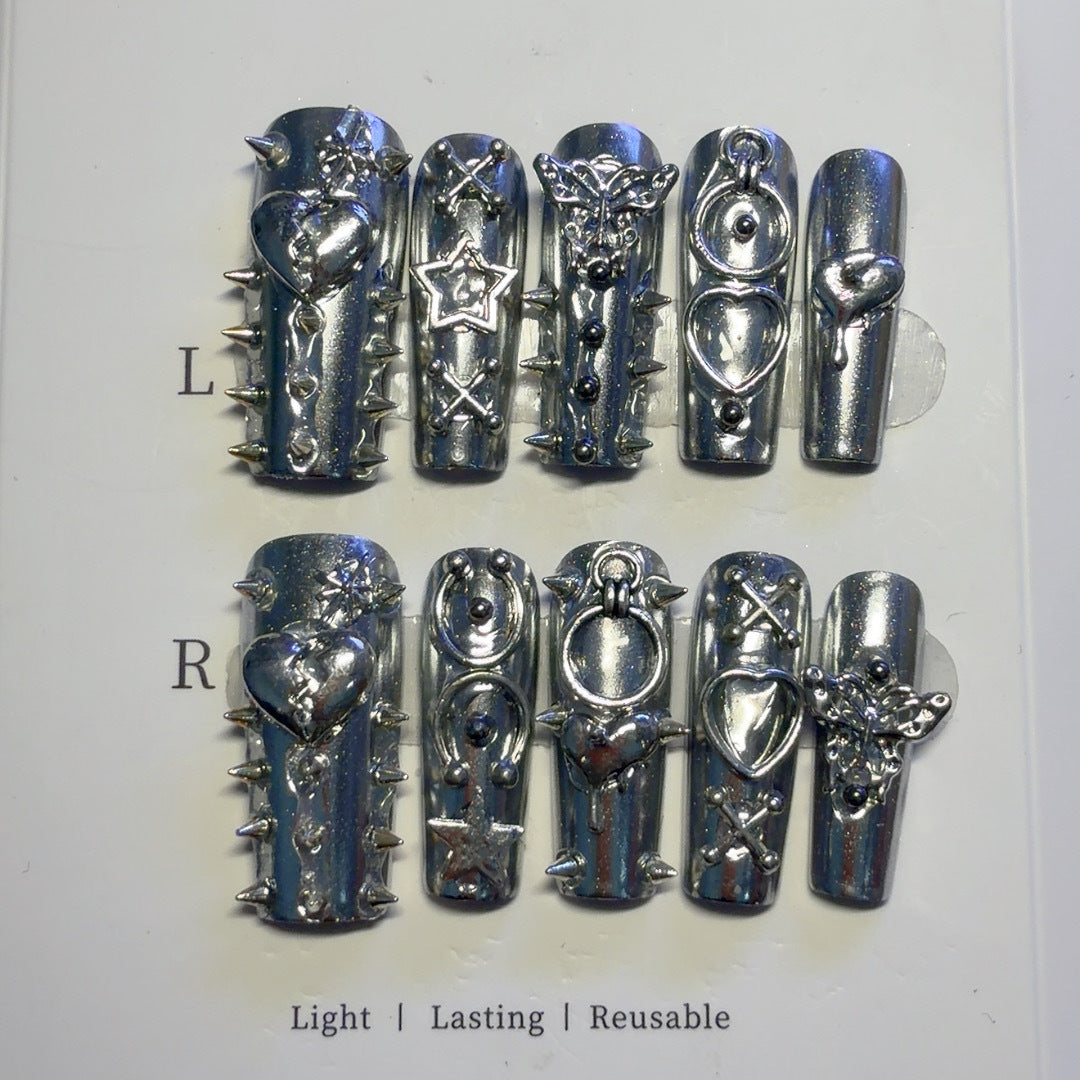 Decorative Studded Press-On Nail Set