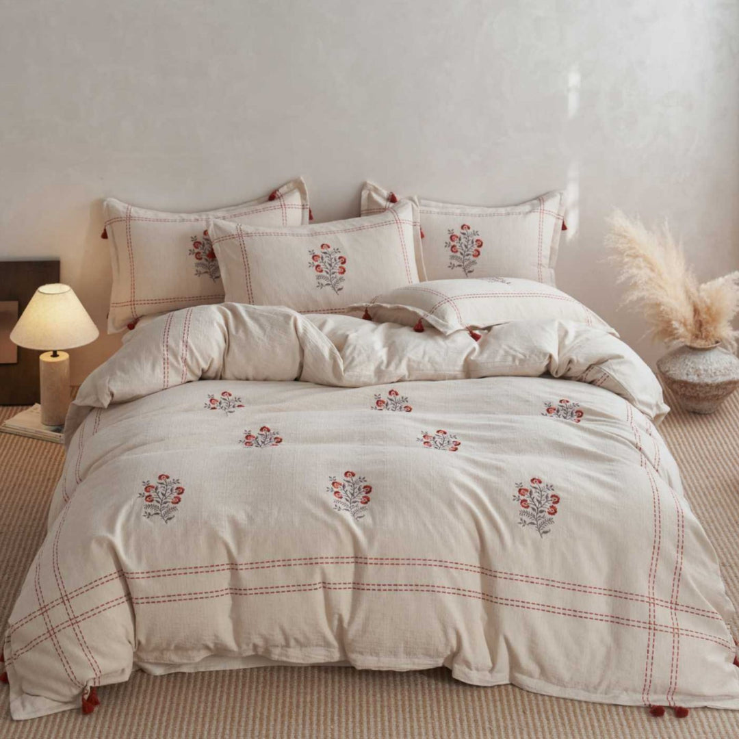 Embroidered bedding set