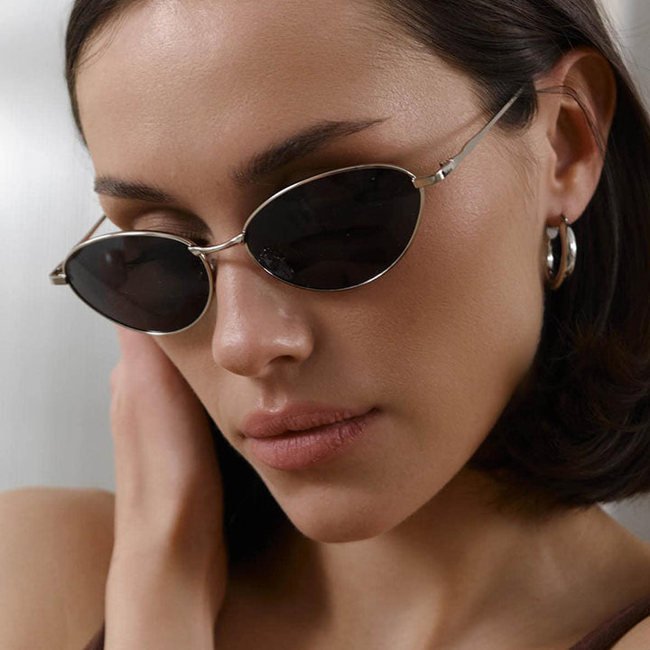 Women’s stylish sunglasses in elegant oval design Kalsten