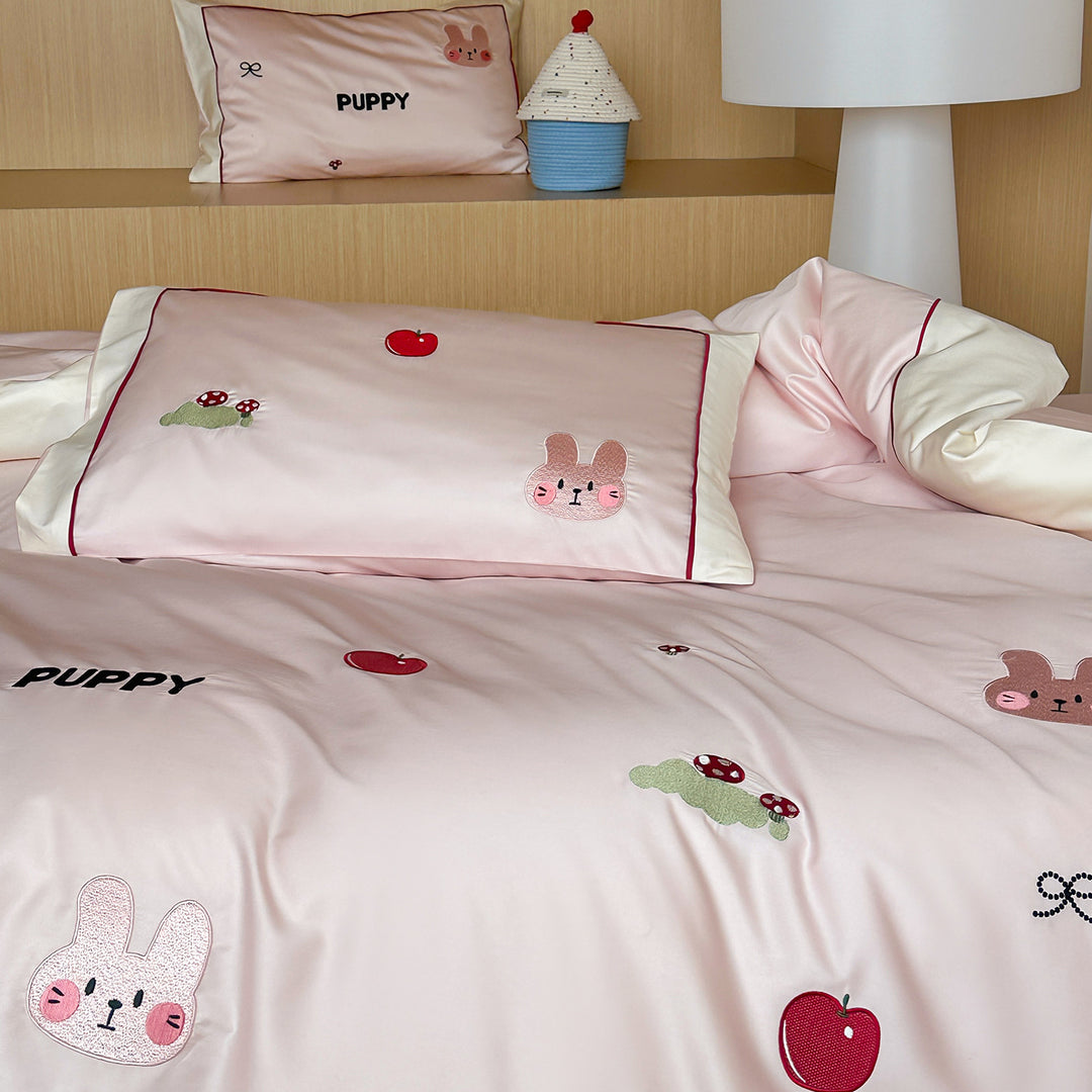 Checked cotton duvet cover set with appliquéd dog silhouettes and soft percale
