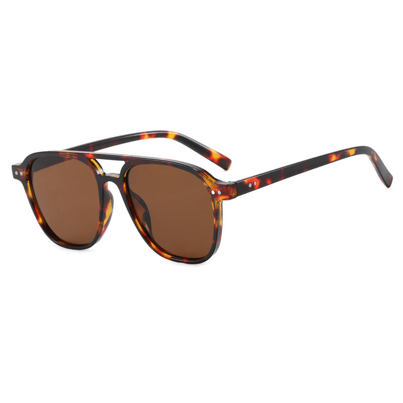 Women’s modern square sunglasses with robust design and UV protection Kalsten