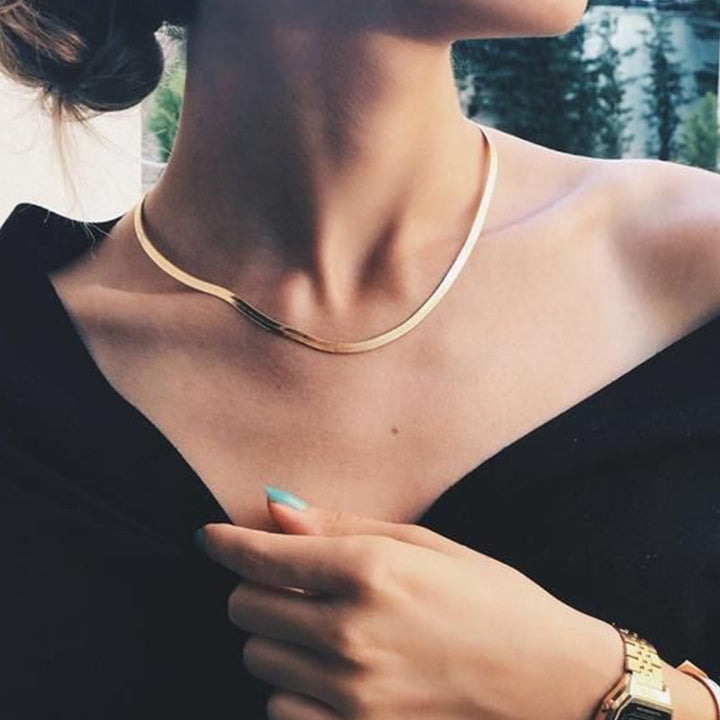 Sleek Snake Chain Necklace Kalsten