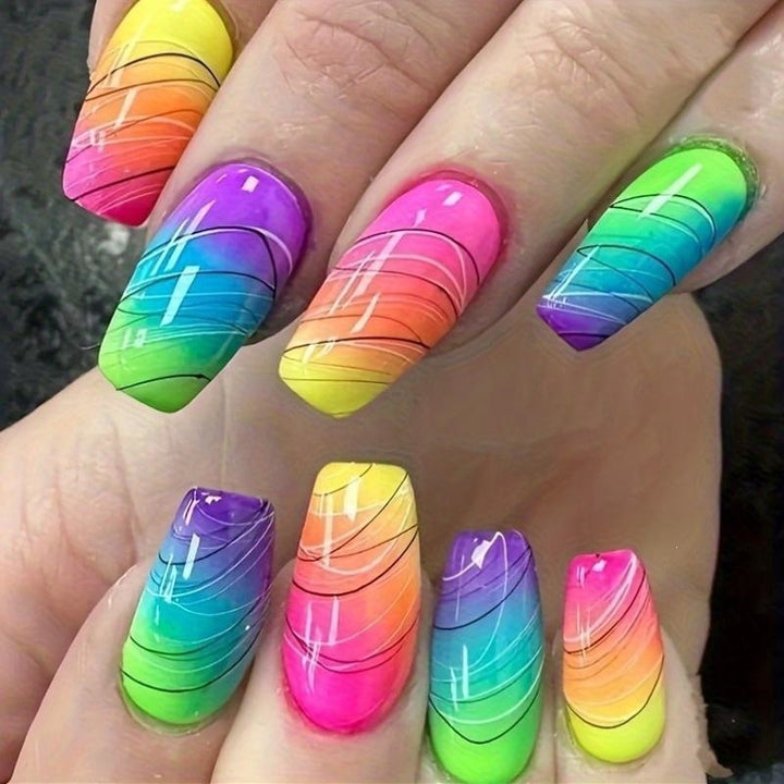 Artificial nails with glamorous glitter design and high gloss finish Kalsten