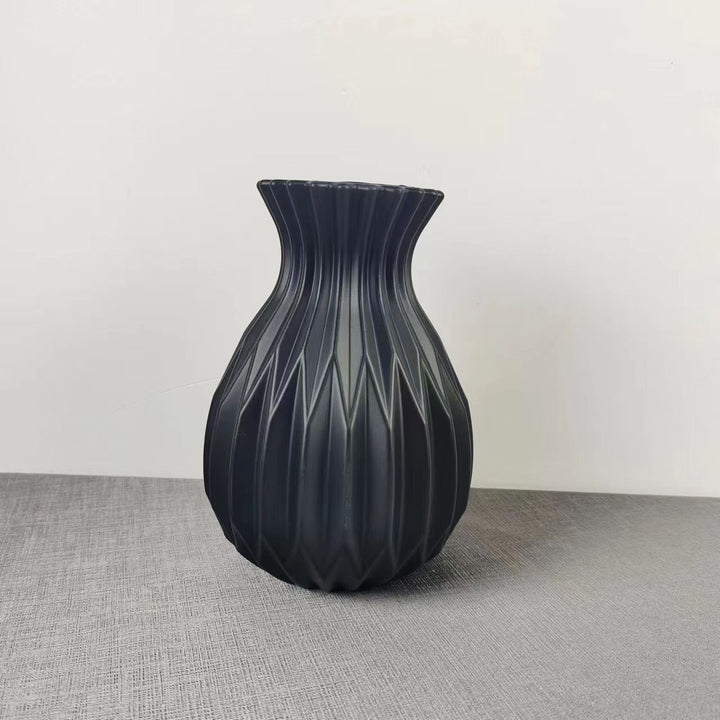 Modern Decorative Textured Vase Kalsten