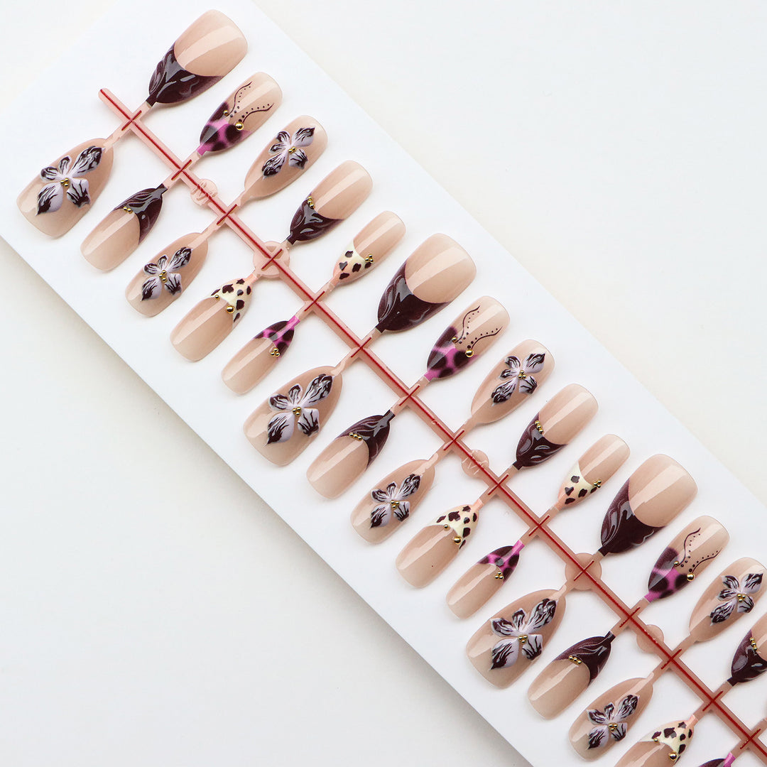Fashionable Press-On Nail Set