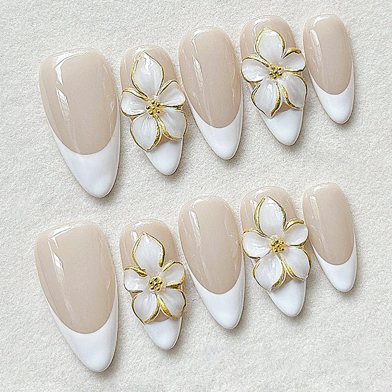 Elegant Floral-Embellished Press-On Nail Set Kalsten