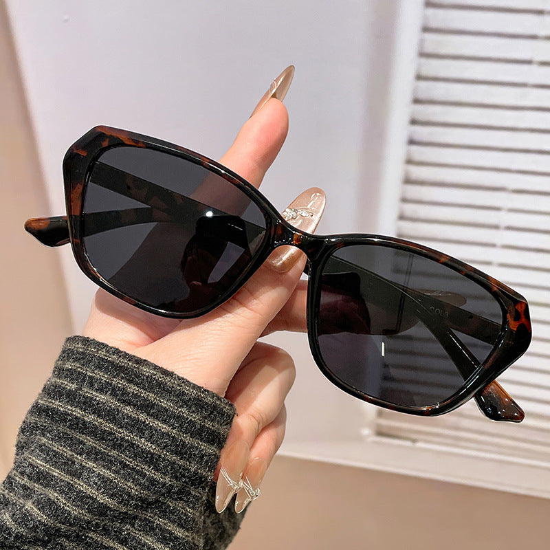 Women's fashionable Cat-Eye sunglasses Kalsten