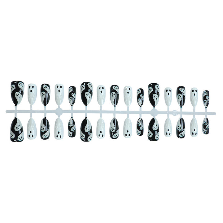 Ghost-Inspired 3D Press-On Nail Art Kalsten