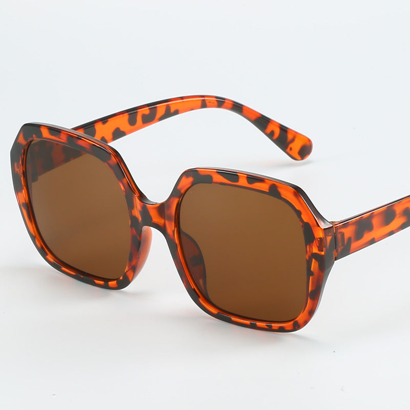 Women's Fashion Oversized Sunglasses with Extravagant Leopard Details Kalsten