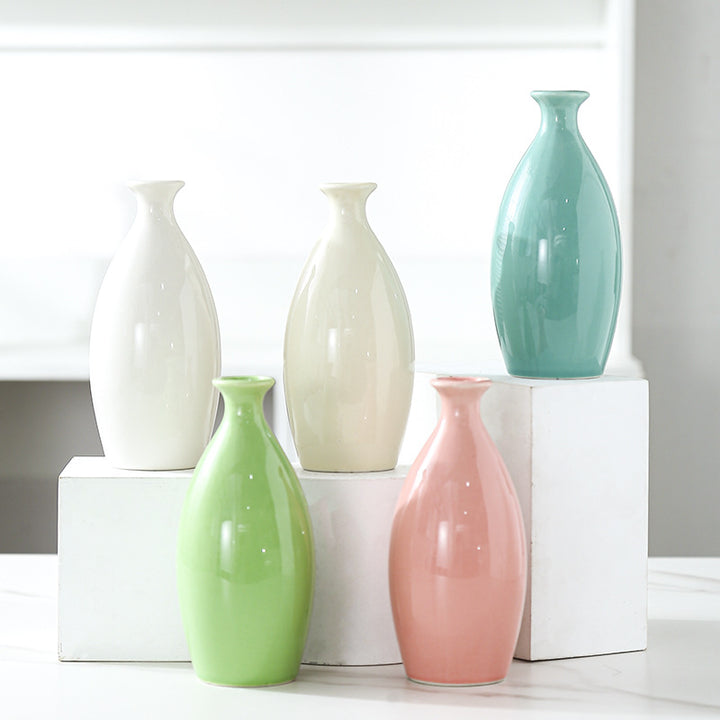 Minimalist Sculptural Ceramic Vase Kalsten