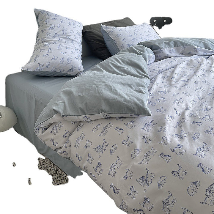 Fine cotton percale duvet cover set with sketchy cat print and hotel closure