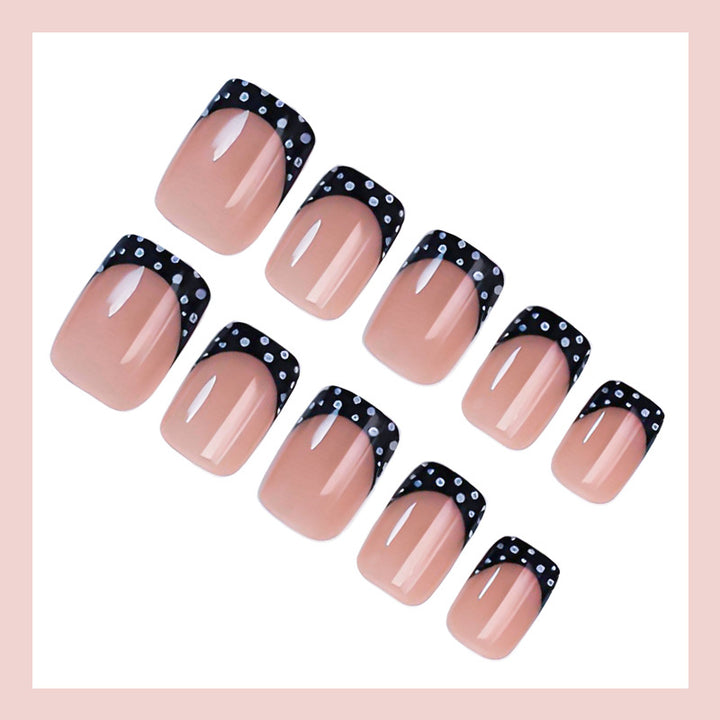 Artificial nail set with elegant black and white accents Kalsten