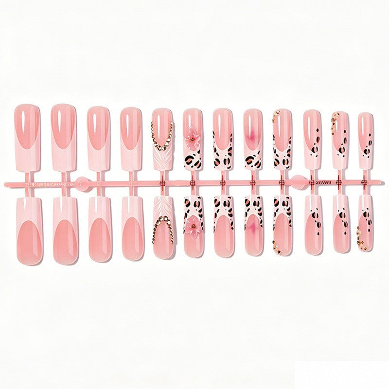 Artificial nail set with elegant flower and leopard accents Kalsten