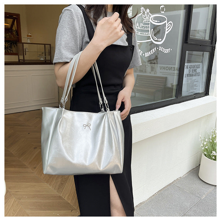 Elegant Glossy Hobo Handbag Kalsten
