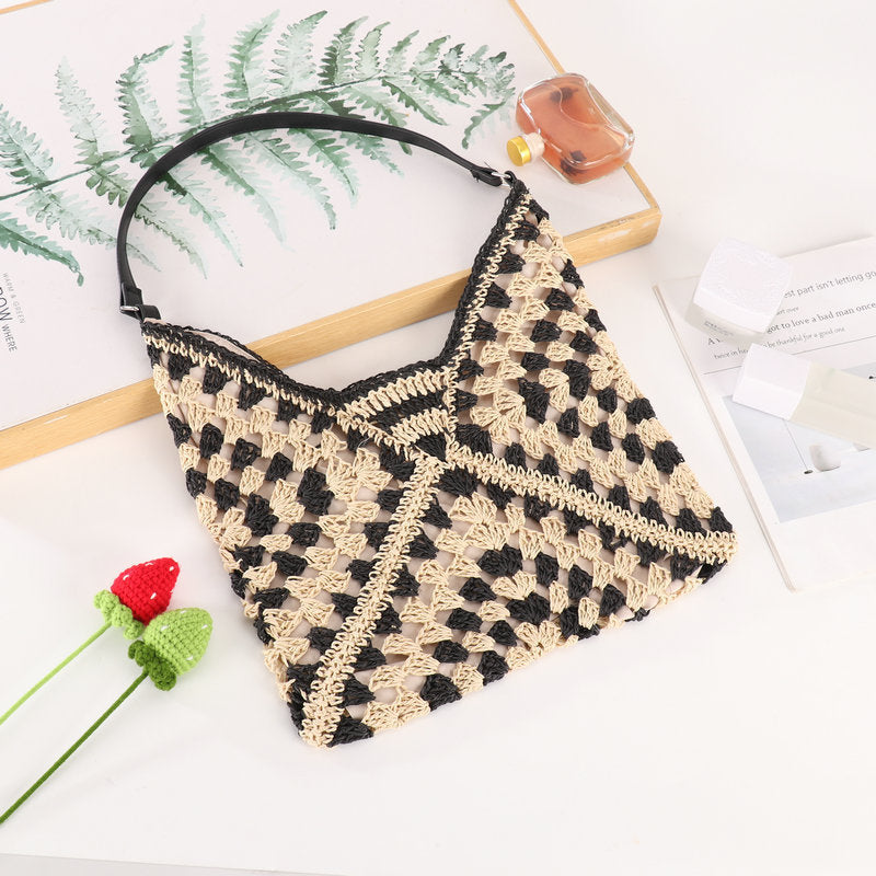 Handcrafted macrame shoulder bag with stylish design Kalsten