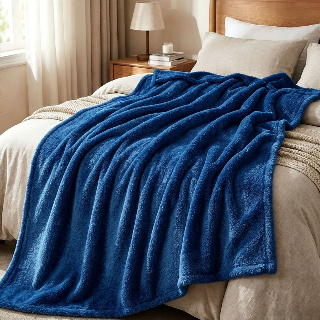 Luxurious Soft Velvet Throw Blanket