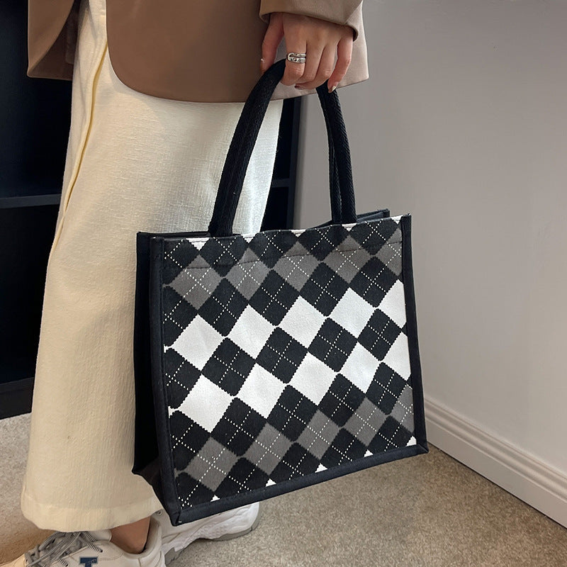 Elegant Checkered Pattern Tote Bag