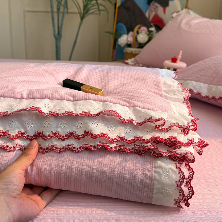 Women's bedspread with elegant lace embellishments and fine cotton surface Kalsten