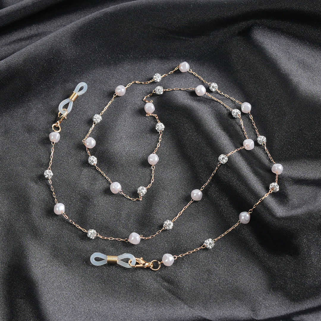 Elegantly Beaded Eyewear Chain kalsten