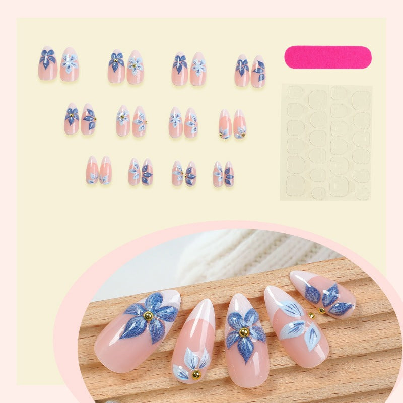 Creative nail art set with floral 3D designs Kalsten