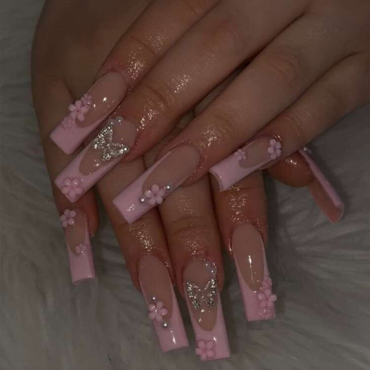 Artificial nail set with romantic butterfly and flower decorations Kalsten