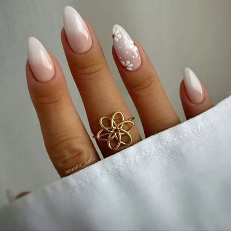 Elegant Press-On Nail Set with Floral Design