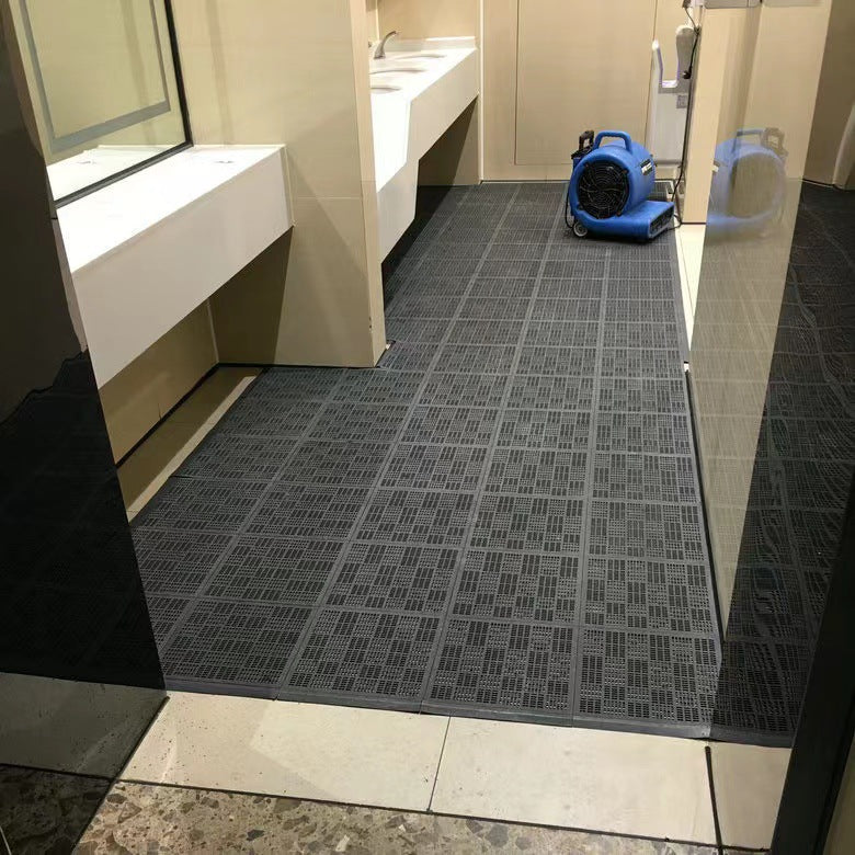 Heavy-Duty Drainage Shower Mat Kalsten