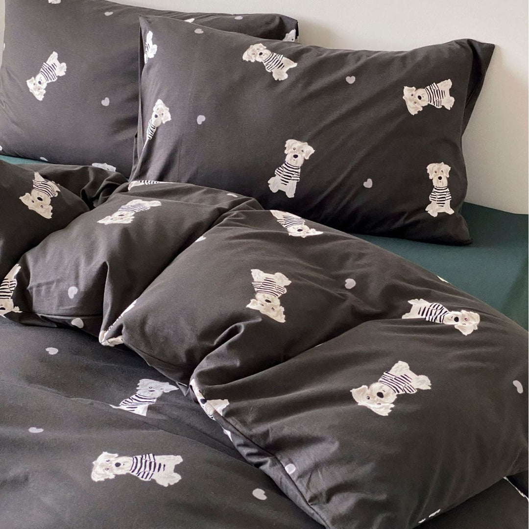 Fluffy cotton bedding set with nostalgic rocking horse pattern
