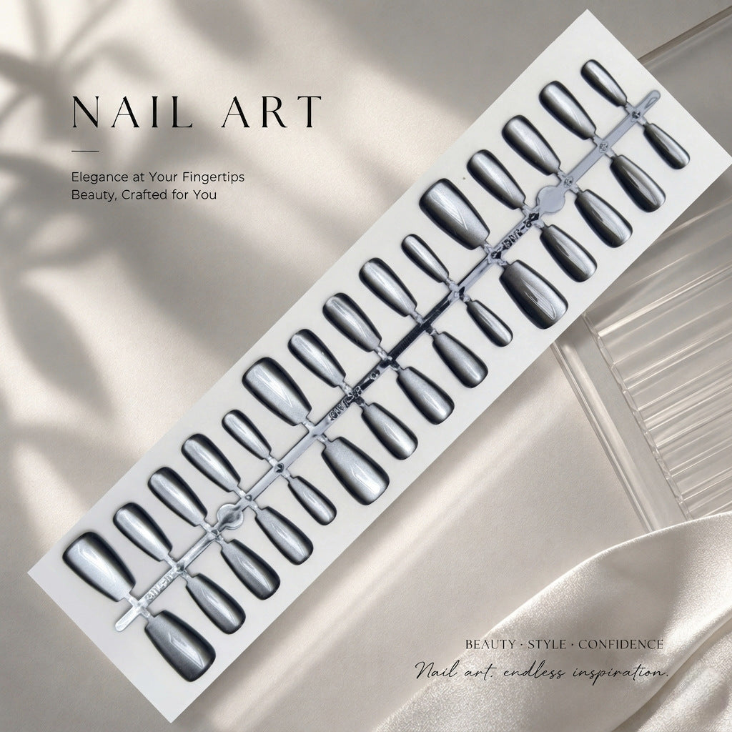 Elegant Nail Art Press-On Set
