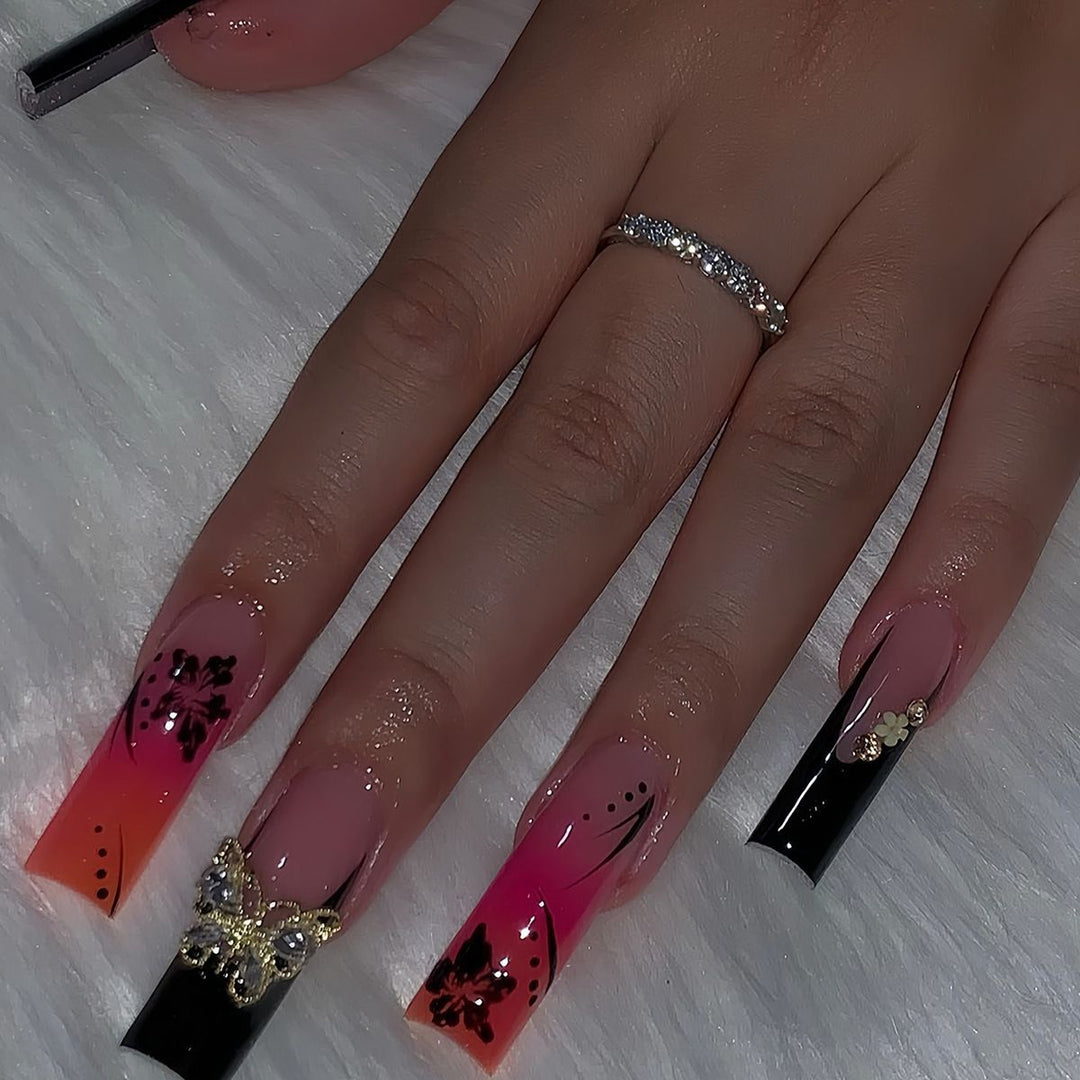 Glamorous Floral Nail Art Extensions Kalsten