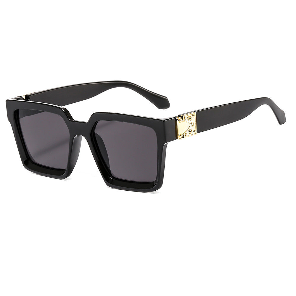 Women stylish square sunglasses with golden accents Kalsten