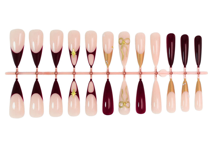 Artificial nail set with glamorous gold accents and elegant tips Kalsten