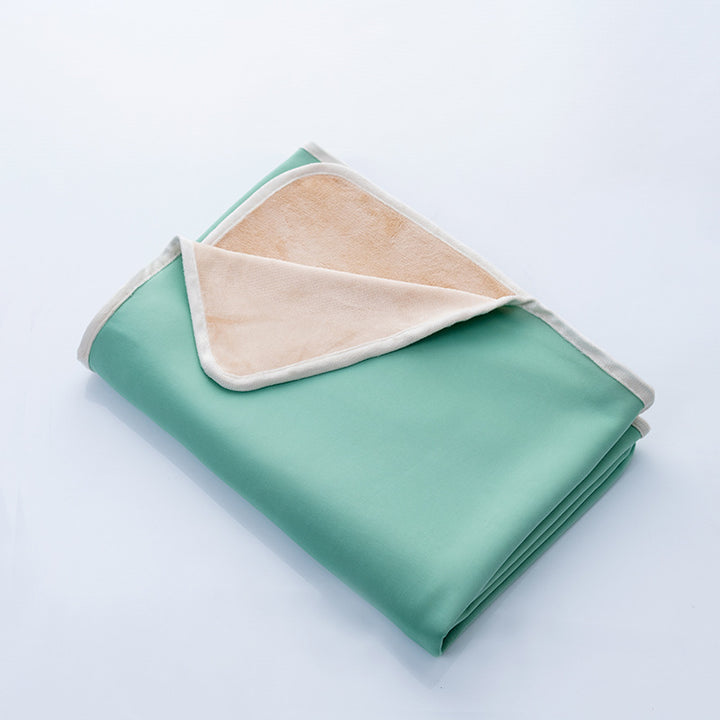 Women's multifunctional and water-repellent outdoor blanket Kalsten