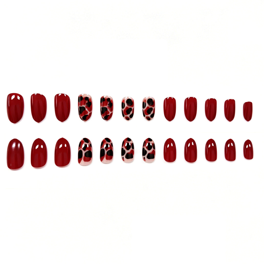 Artistic Leopard Print Nail Extensions Kalsten