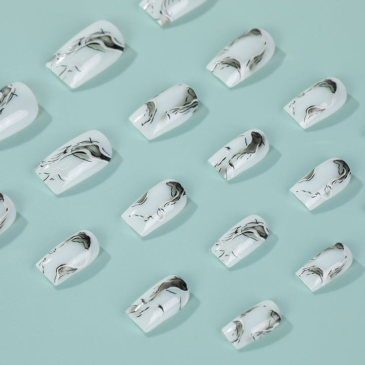 Artificial nails in an elegant minimalist style Kalsten