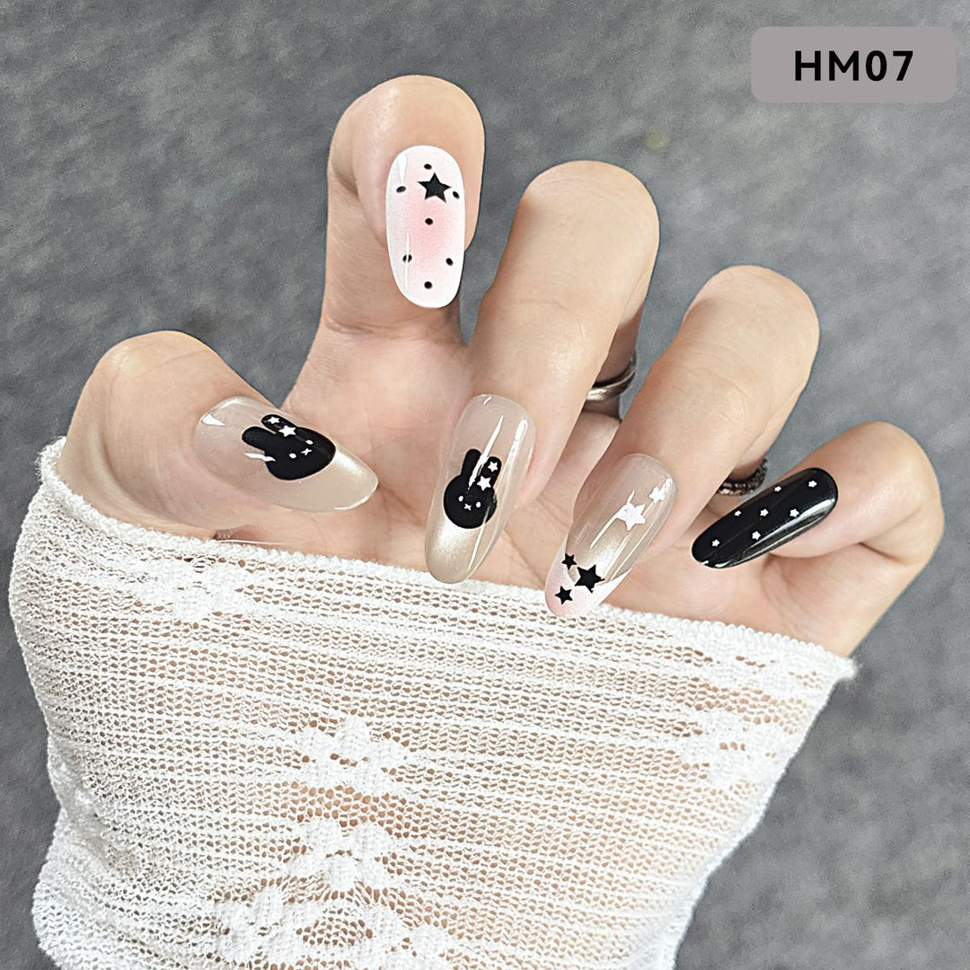 Artistic Press-On Nail Design Kalsten