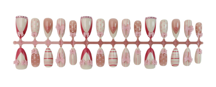 Nail art set with romantic bow and heart motifs Kalsten