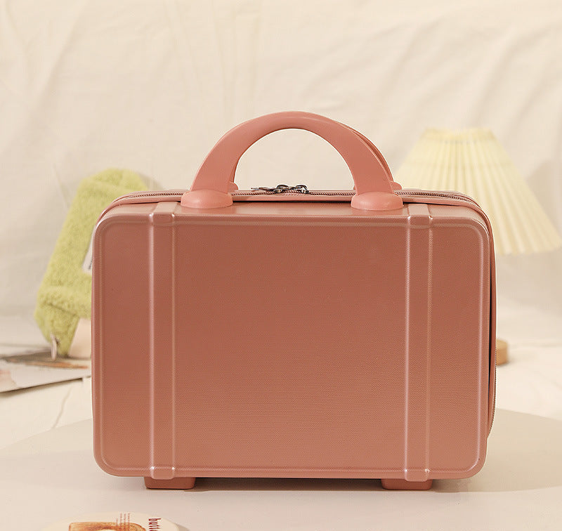 hard-shell travel cosmetic case with double-zip closure top handle and protective feet Kalsten