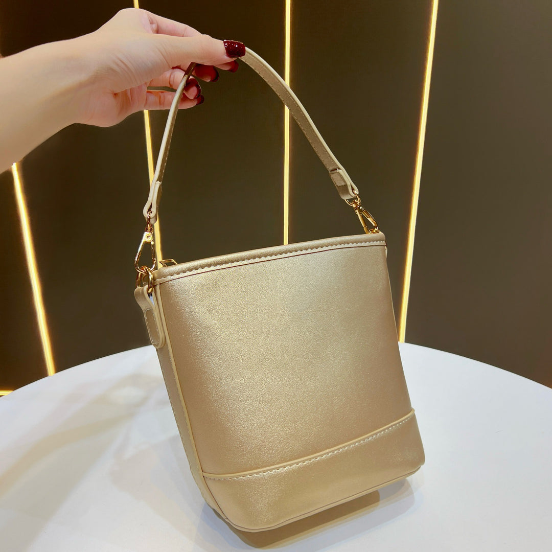Structured Handheld Tote Bag