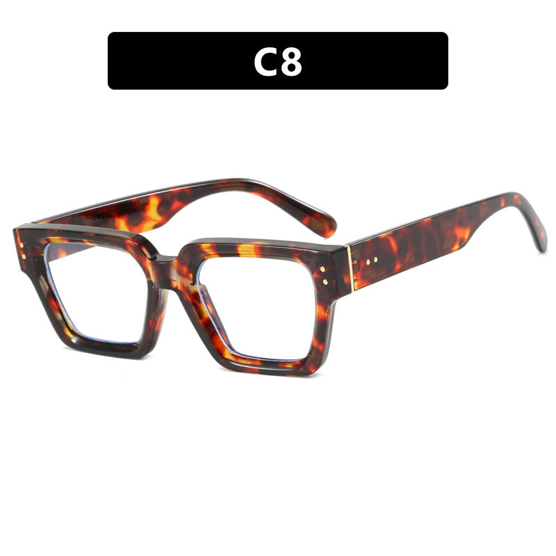 Women's trendy sunglasses in elegant oversized design Kalsten