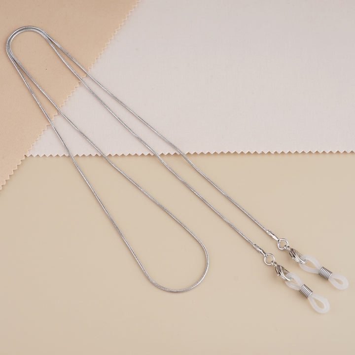 Sleek Metal Eyewear Chain Kalsten