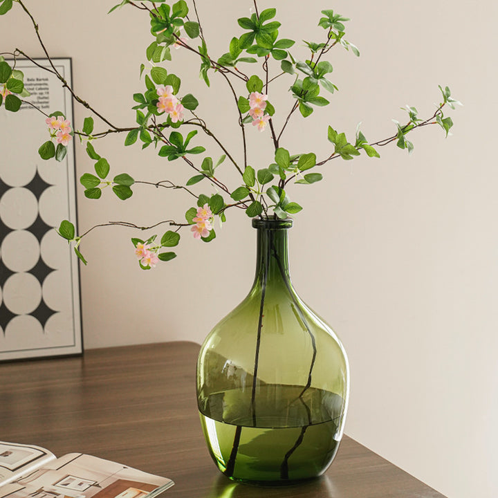 Elegant Glass Vase Kalsten