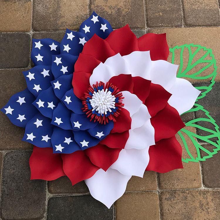 Unisex nan patriotic burlap starburst wreath with layered mesh petals and jute rosette center Kalsten