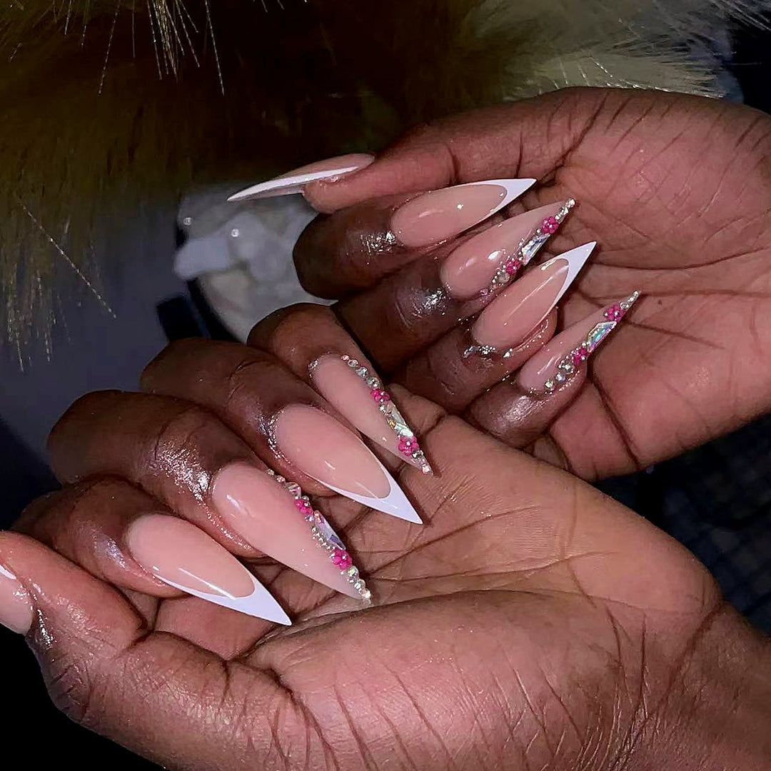 Artificial nails with elegant design Kalsten