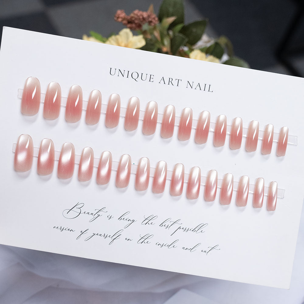 Elegant Almond-Shaped Press-On Nails  1791110620